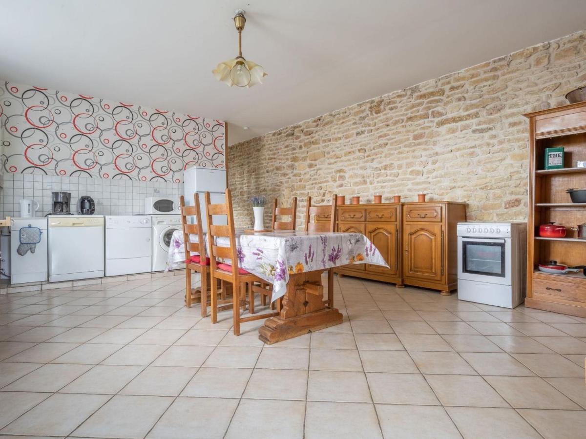 Vintage Holiday Home With Private Garden Nouart Exterior foto