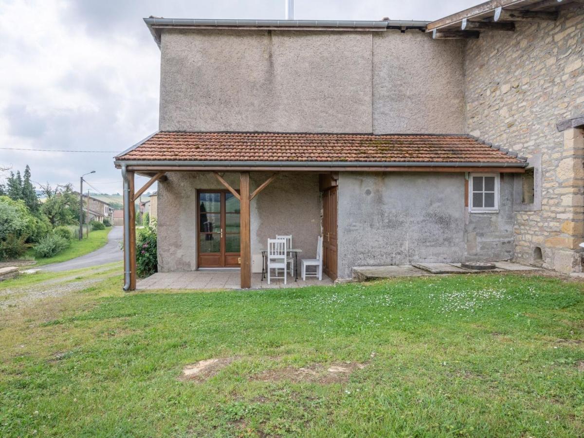 Vintage Holiday Home With Private Garden Nouart Quarto foto